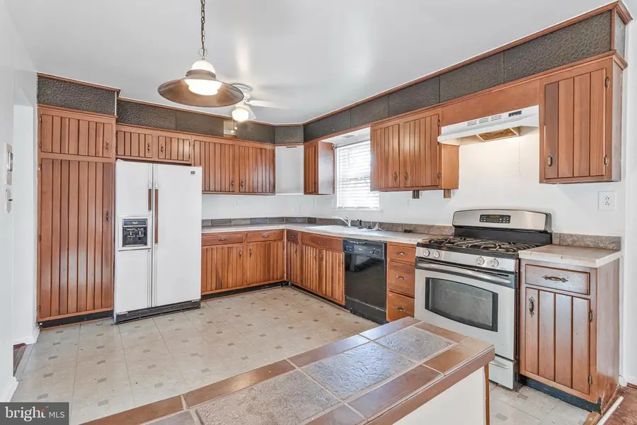 17 Thurston Dr, Upper Marlboro, MD 20774 - Image #2