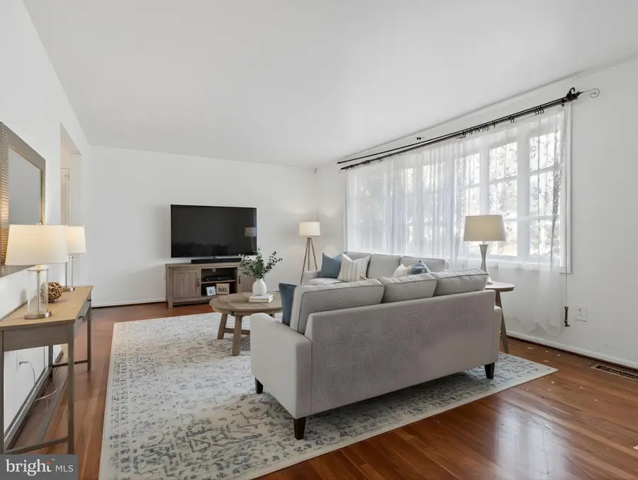 17 Thurston Dr, Upper Marlboro, MD 20774 - Image #3