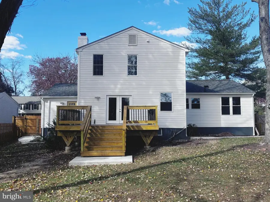 12618 Prestwick Dr, Fort Washington, MD 20744 - Image #2