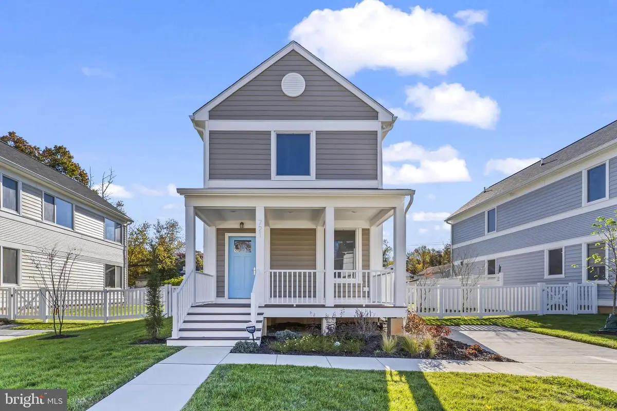 721 60th Pl, Capitol Heights, MD 20743 - Image #1