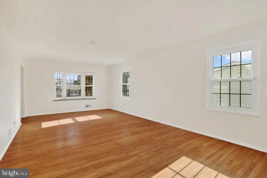 5409 Woodland Ct, Oxon Hill, MD 20745 - Image #3