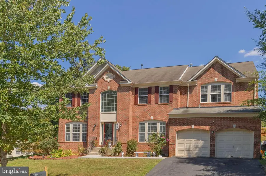 6810 Ashleys Crossing Ct, Temple Hills, MD 20748 - Image #2