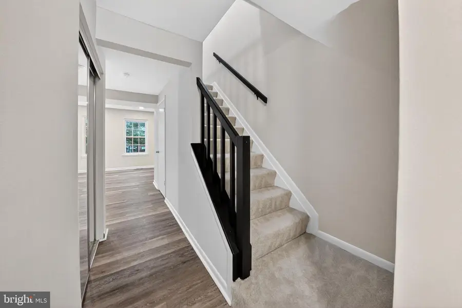 8209 Londonderry Ct, Laurel, MD 20707 - Image #2