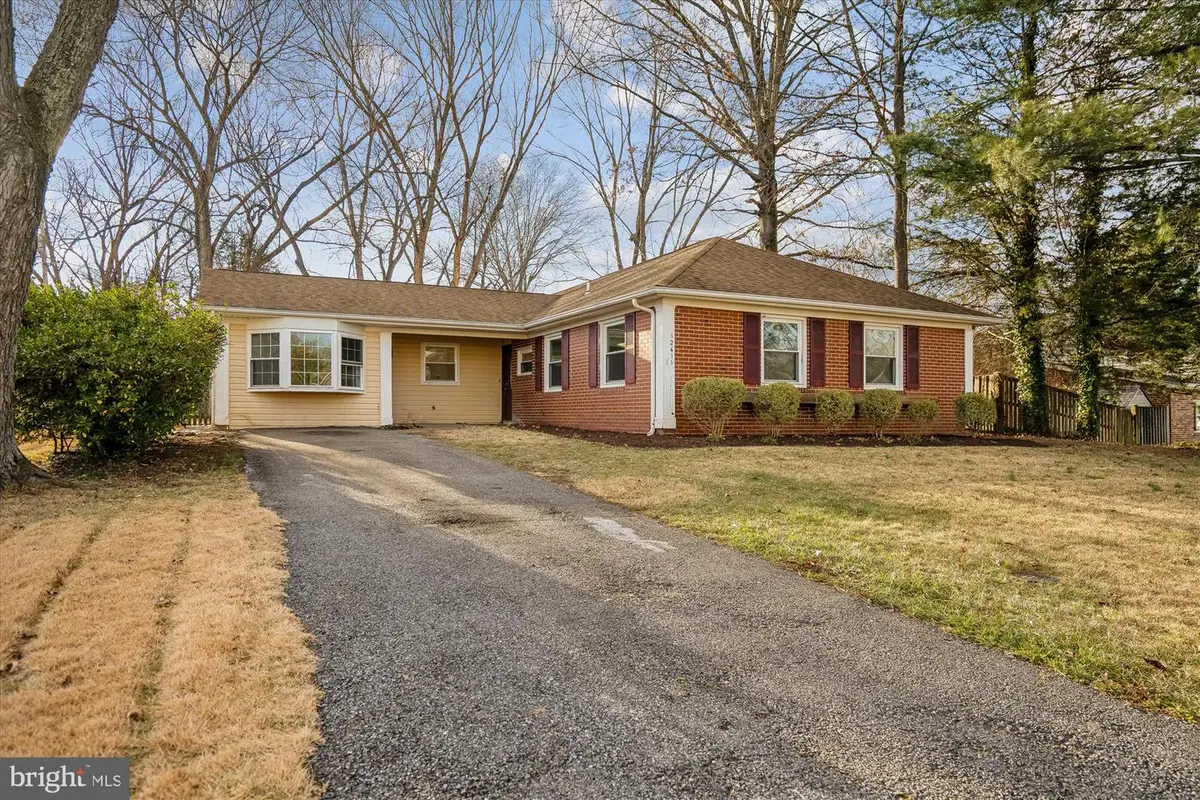 12611 Blackwell Ln, Bowie, MD 20715 - Image #1