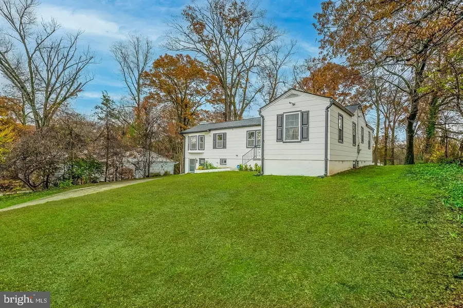 9217 Fowler Ln, Lanham, MD 20706 - Image #2