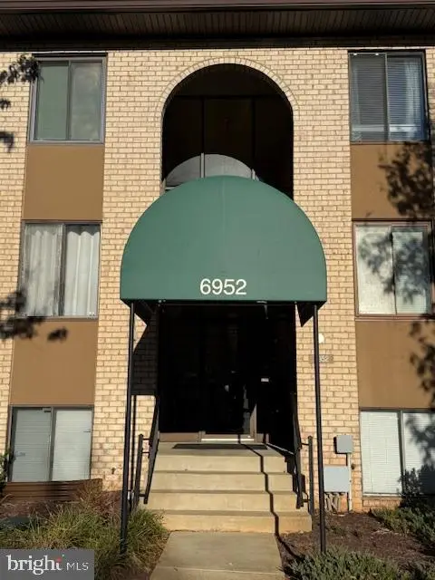 6952 Hanover Pkwy #2 (#200), Greenbelt, MD 20770 - Image #2
