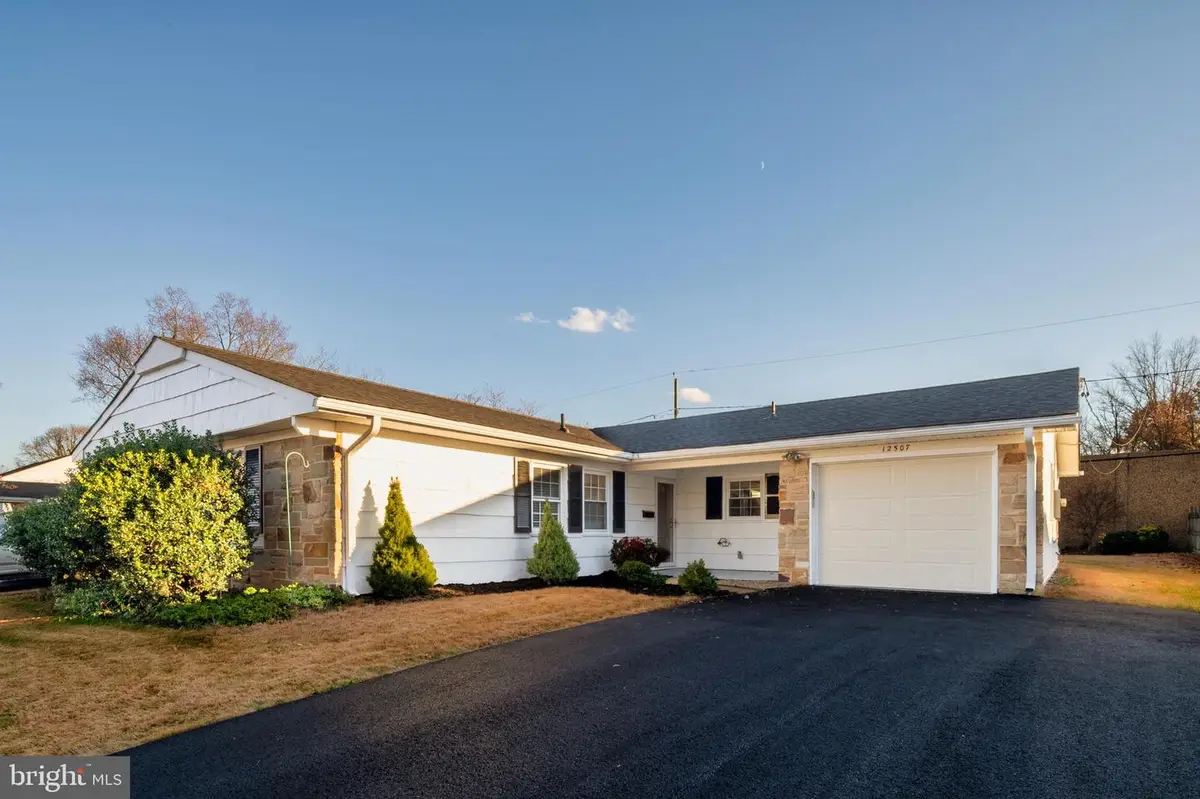 12507 Kemmerton Ln, Bowie, MD 20715 - Image #1