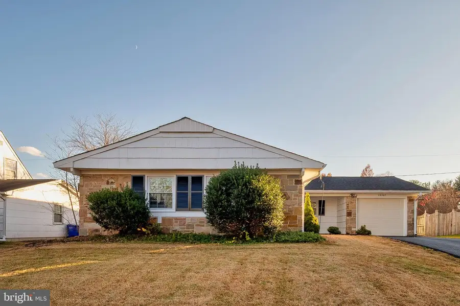 12507 Kemmerton Ln, Bowie, MD 20715 - Image #2