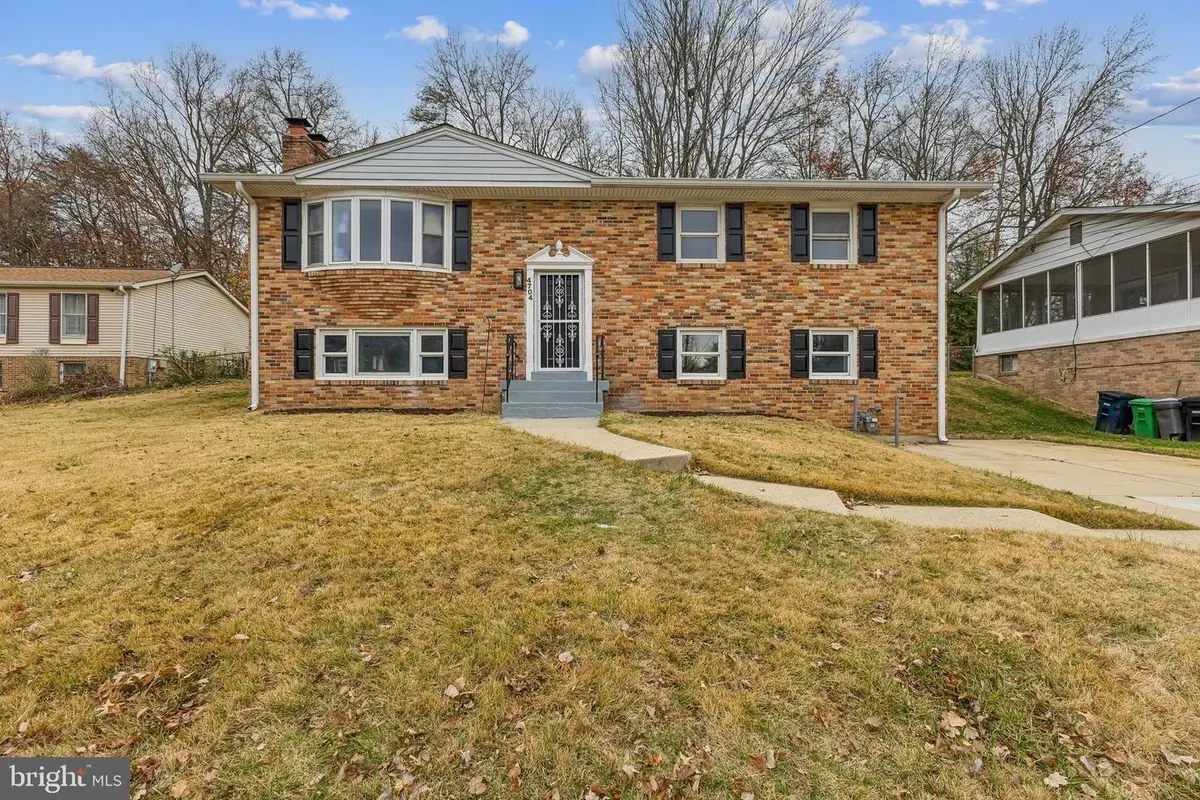4704 Tamworth Ct, Temple Hills, MD 20748 - Image #1