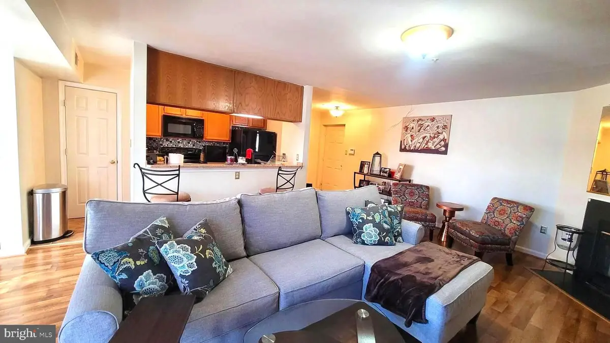 2061 Alice Ave #2061-303, Oxon Hill, MD 20745 - Image #1