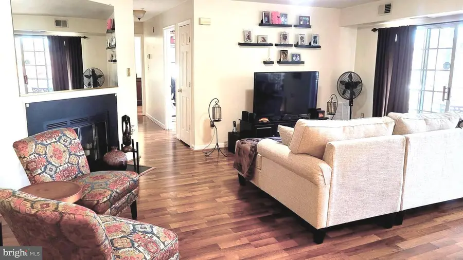2061 Alice Ave #2061-303, Oxon Hill, MD 20745 - Image #2