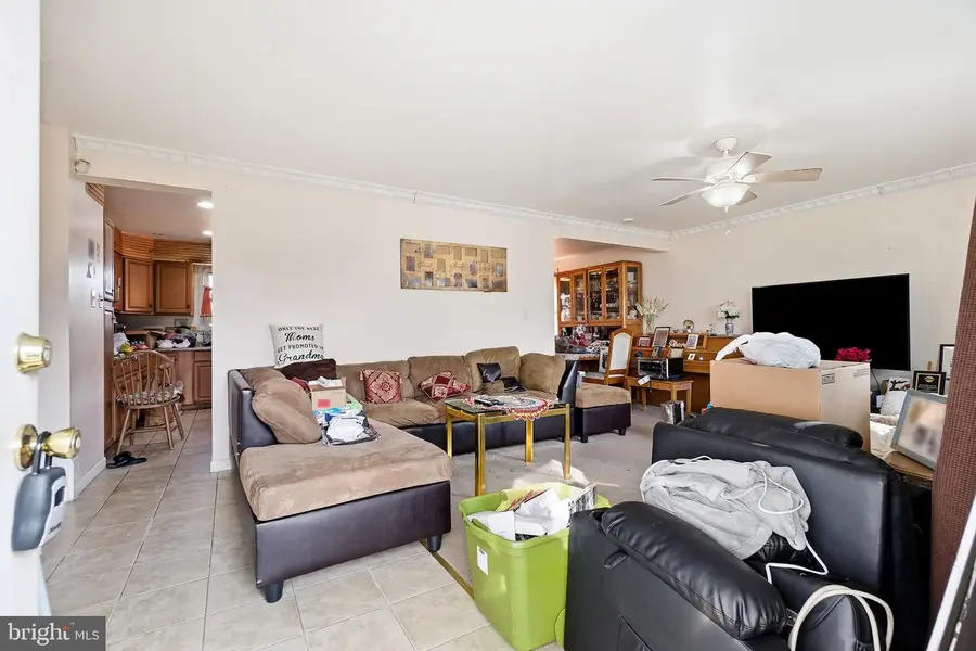 8203 Oglethorpe St, Hyattsville, MD 20784 - Image #2