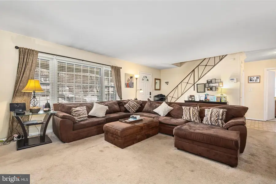 12815 Beaverdale Ln, Bowie, MD 20715 - Image #3