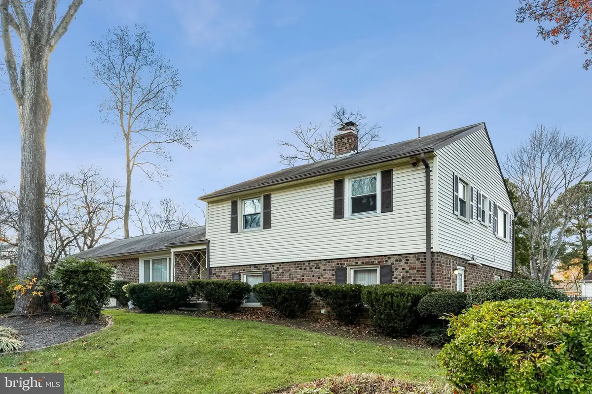 12204 Chesterton Dr, Upper Marlboro, MD 20774 - Image #1