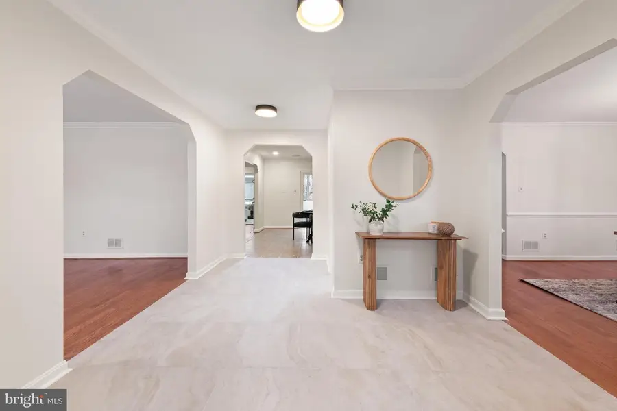 8211 Joselle Ct, Fort Washington, MD 20744 - Image #3