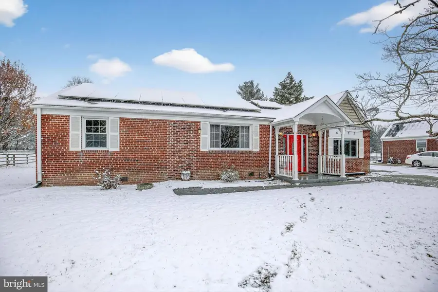 6422 Horseshoe Rd E, Clinton, MD 20735 - Image #2