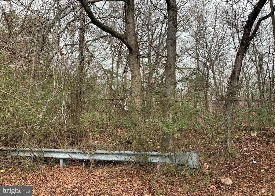 5806 Middleton Ct, Temple Hills, MD 20748 - Image #2