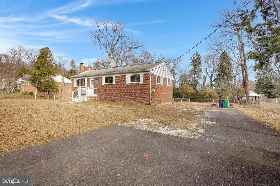 9202 Surratts Manor Dr, Clinton, MD 20735 - Image #3