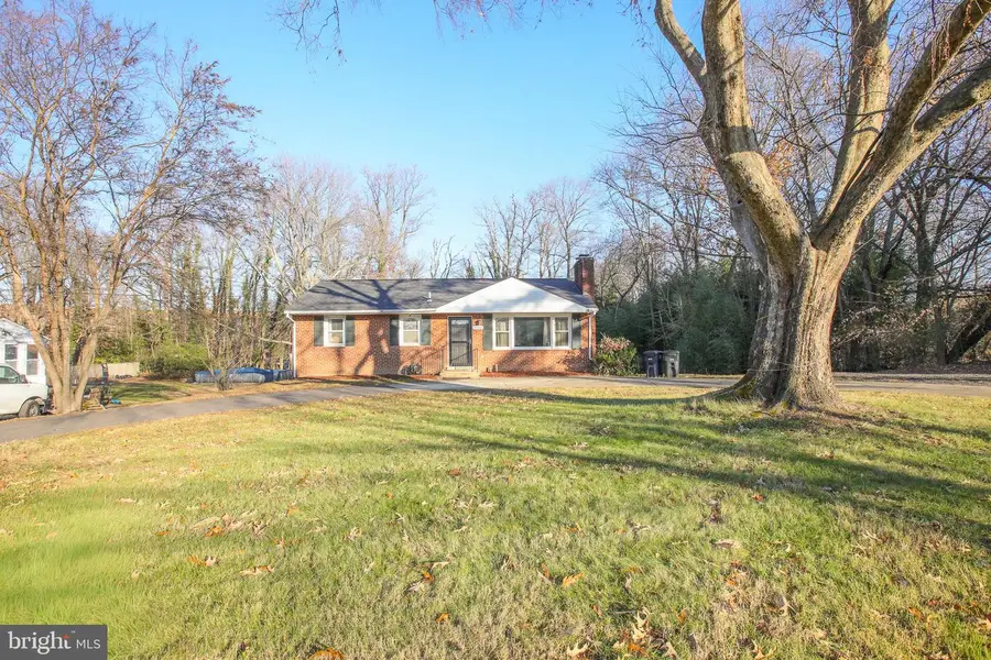 9200 Pine View Ln, Clinton, MD 20735 - Image #2