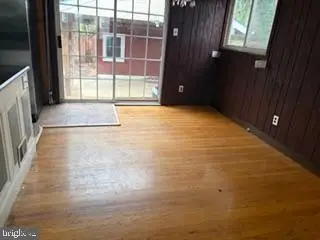 6008 Mustang Dr, Riverdale, MD 20737 - Image #2