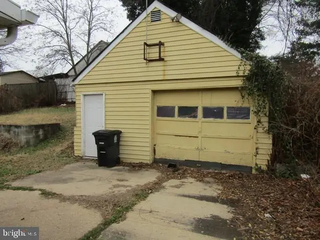 2711 Lakehurst Ave, District Heights, MD 20747 - Image #3