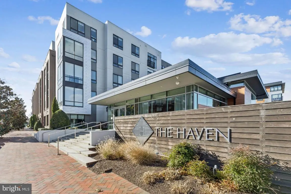 145 Riverhaven Dr #422, Oxon Hill, MD 20745 - Image #1