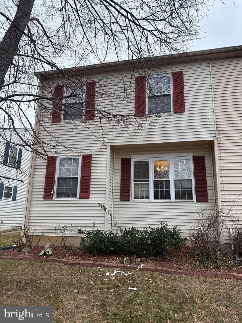 3720 Silver Park Ct, Suitland, MD 20746 - Image #2