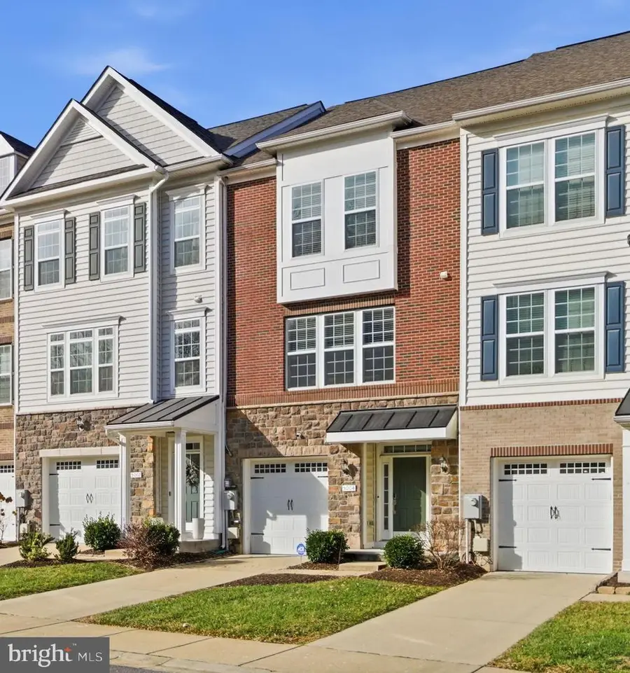 5004 Forest Pines Dr, Upper Marlboro, MD 20772 - Image #2