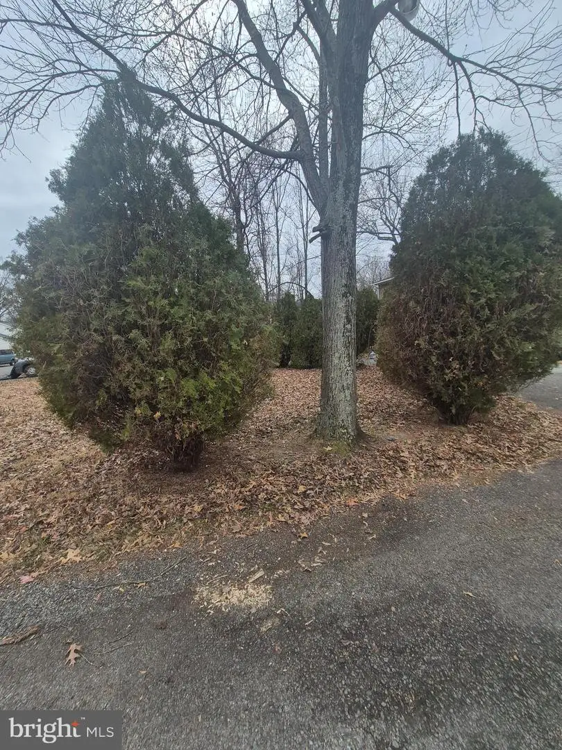 7811 Heflin Dr, Clinton, MD 20735 - Image #2