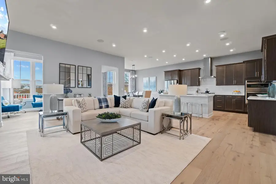 2928 Blue Skies Ln, Upper Marlboro, MD 20774 - Image #2