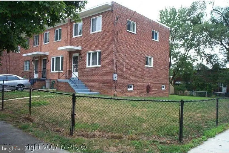 3501 Madison Pl, Hyattsville, MD 20782 - Image #2