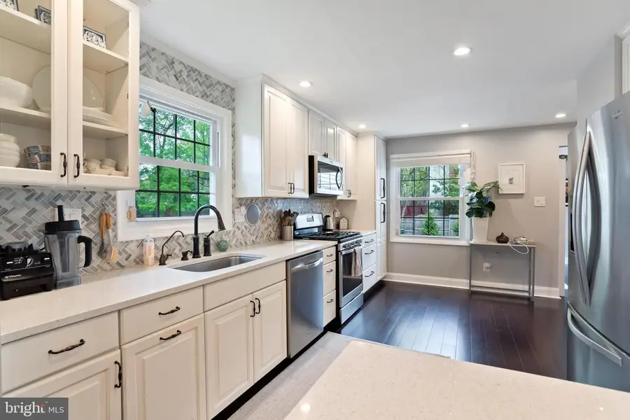 12707 Prestwick Dr, Fort Washington, MD 20744 - Image #3