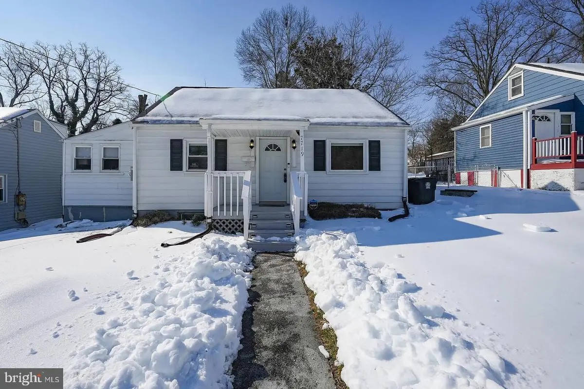 7719 Garrison Rd, Hyattsville, MD 20784 - #1