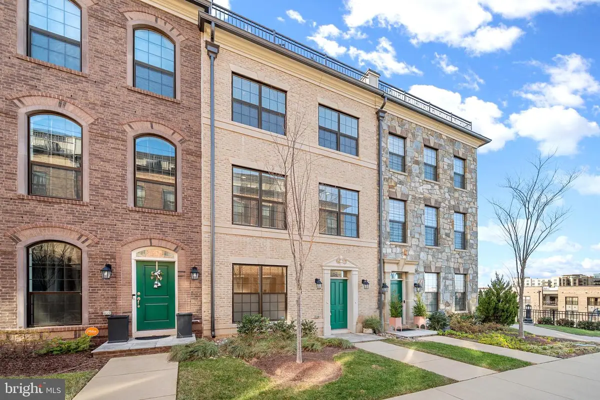 502 Windboard Way, Oxon Hill, MD 20745 - Image #1