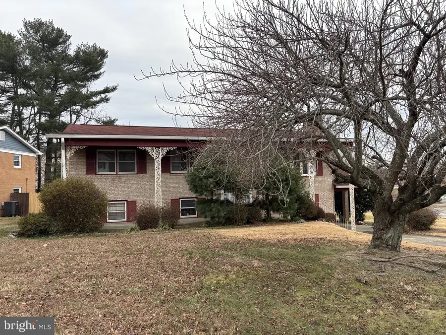 9533 Fort Foote Rd, Fort Washington, MD 20744 - Image #2