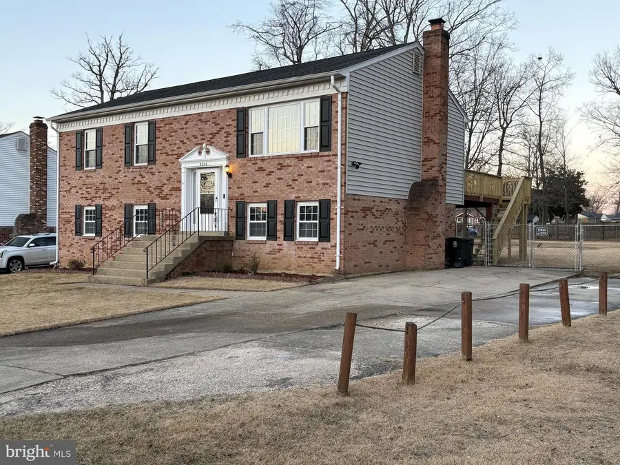 8206 Comet Dr, Fort Washington, MD 20744 - Image #2