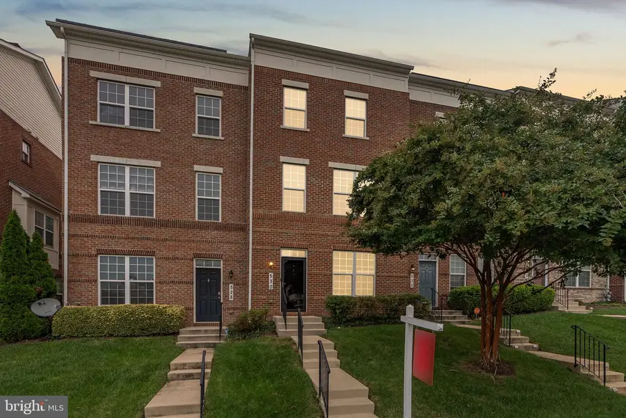 530 Victorianna Dr, Capitol Heights, MD 20743 - Image #2