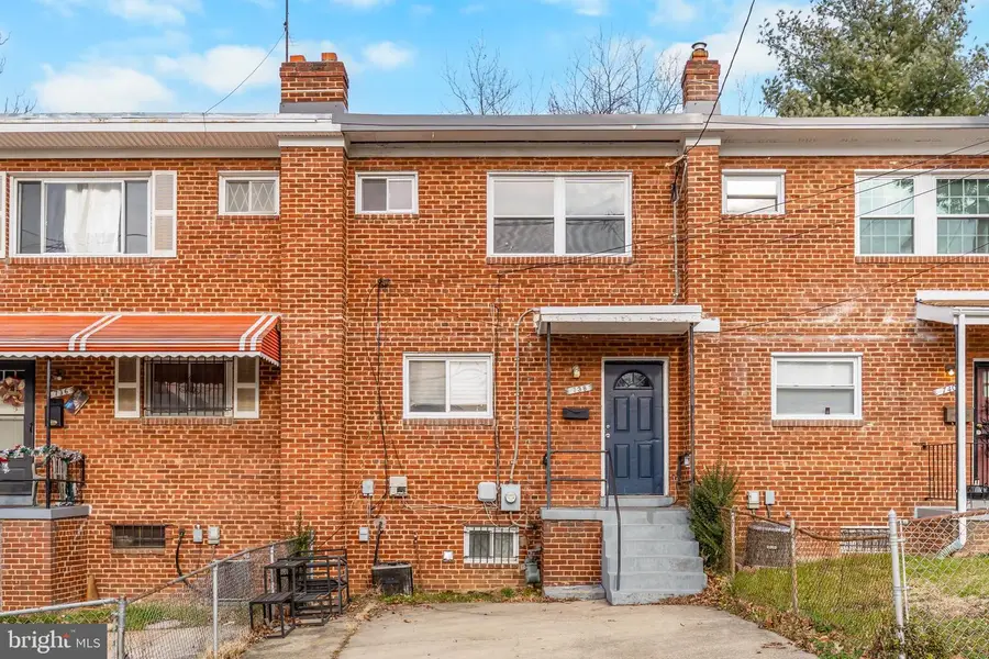 738 Neptune Ave, Oxon Hill, MD 20745 - Image #2