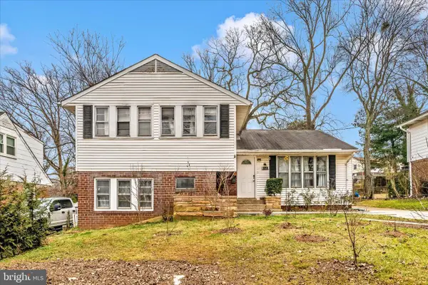 5821 Mentana St, HYATTSVILLE, MD 20784