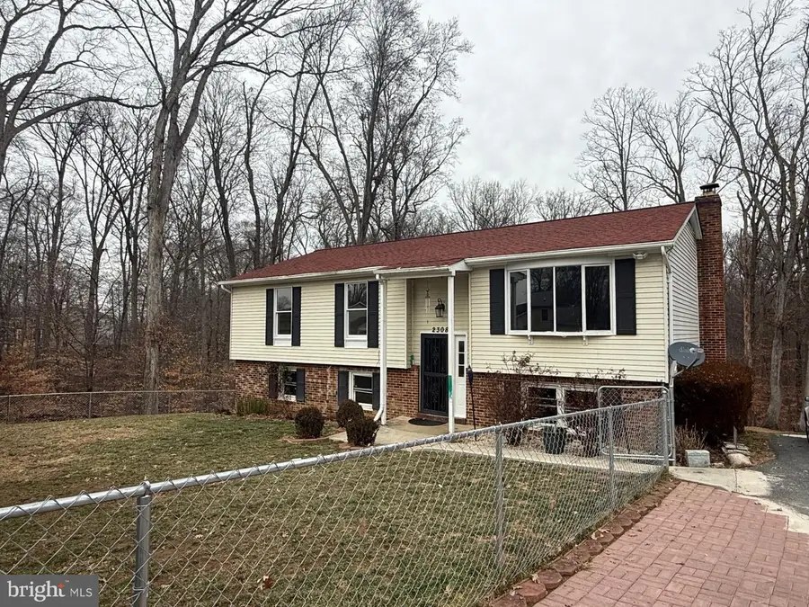 2308 Old Fort Hills Dr, Fort Washington, MD 20744 - Image #3