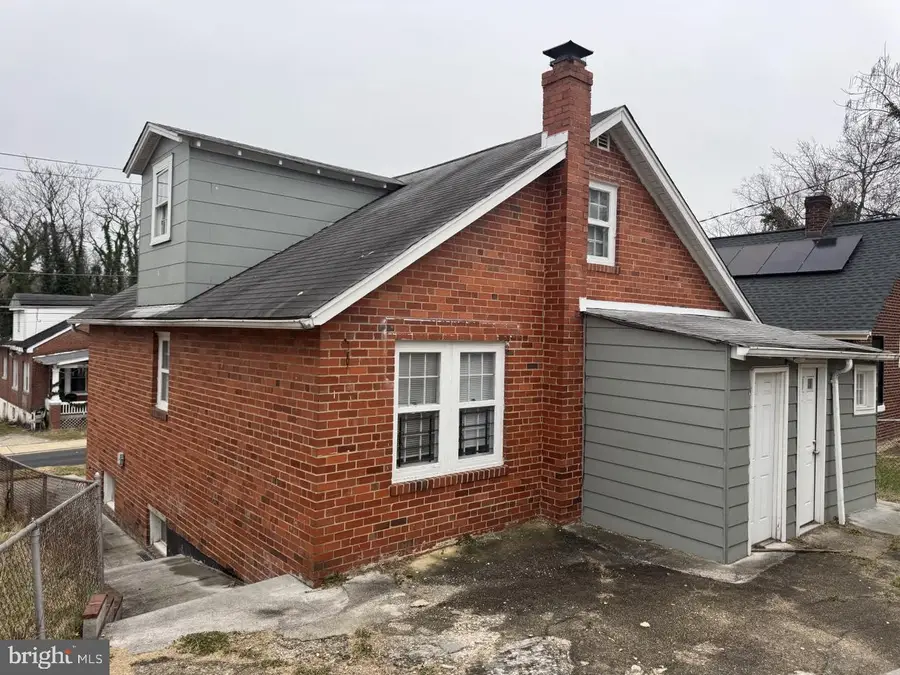 419 Larchmont Ave, Capitol Heights, MD 20743 - Image #2