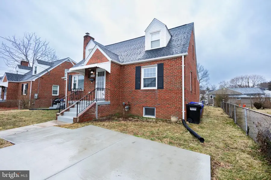 916 Phillip Powers Dr, Laurel, MD 20707 - Image #2