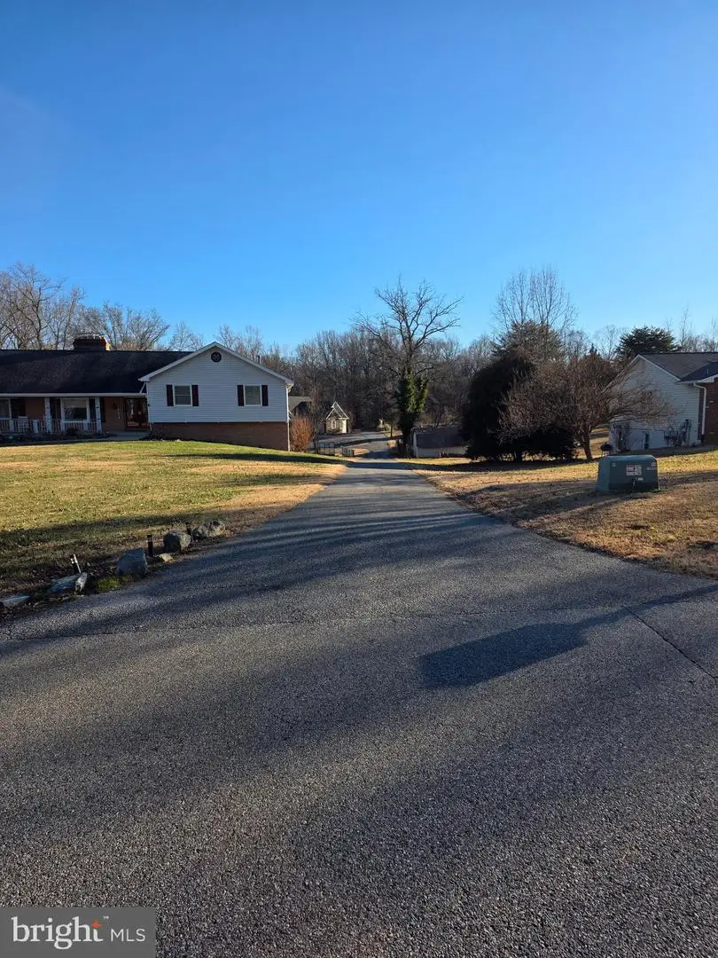 6707 Burch Hill Rd, Brandywine, MD 20613 - Image #2