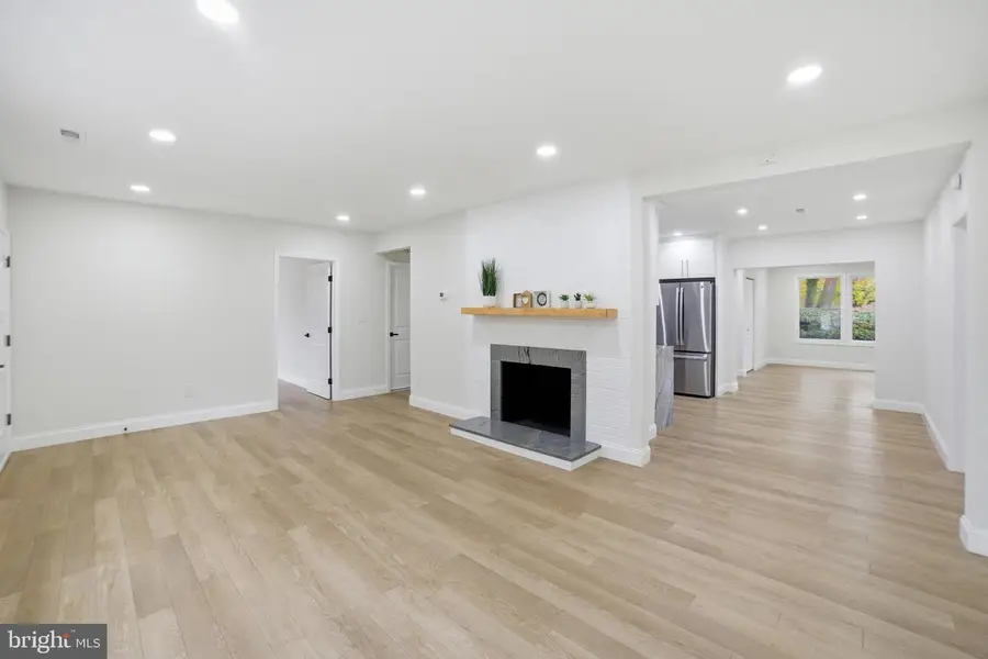 12806 Monroe Ave, Fort Washington, MD 20744 - #3