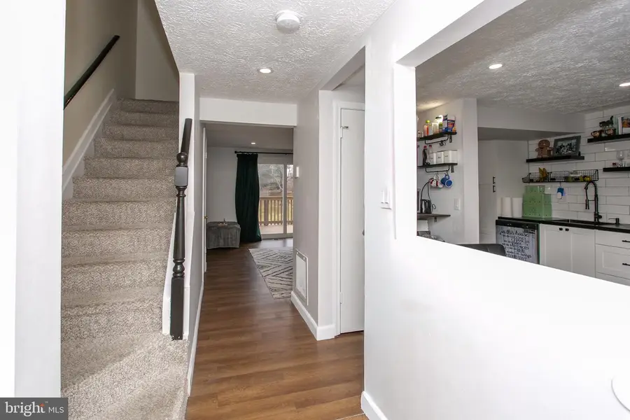 905 Pleasant Hill Ln, Bowie, MD 20716 - #2