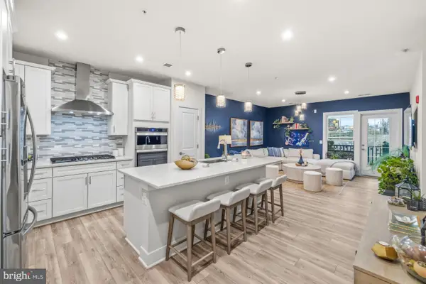 102 Saint Ives Pl, OXON HILL, MD 20745