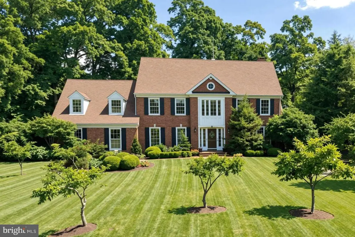 7601 Lake Glen Dr, Glenn Dale, MD 20769 - #1