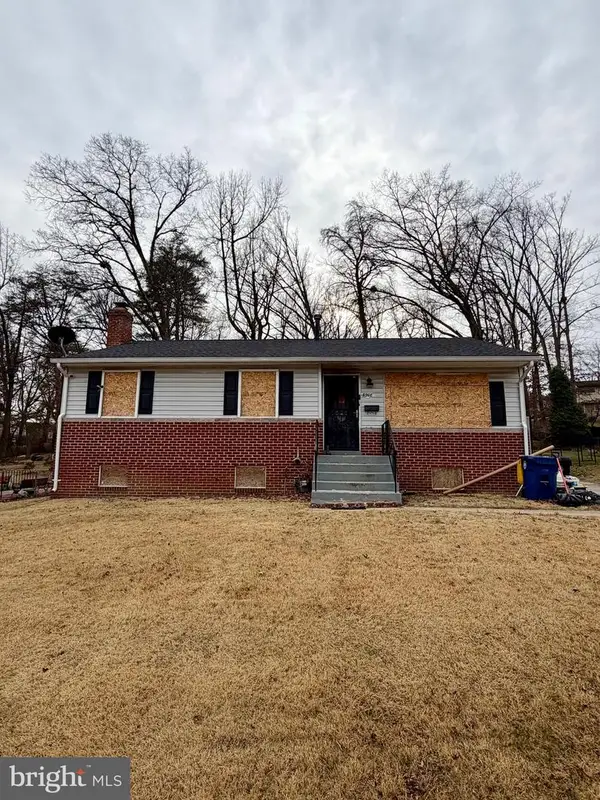 6508 Jodie St, HYATTSVILLE, MD 20784