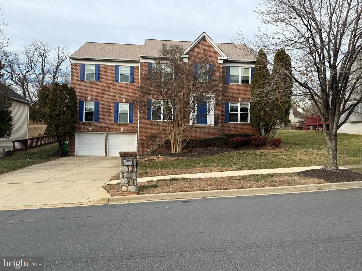 10031 Edgewater Ter, Fort Washington, MD 20744 - Image #1