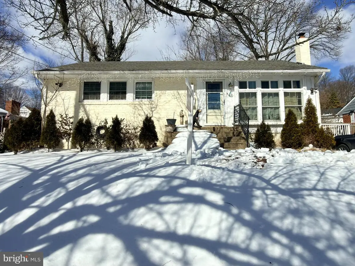 6241 Westbrook Dr, Hyattsville, MD 20784 - #1